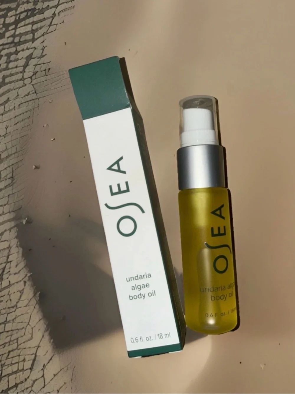 Sea Undaria Algae Body Oil – Green and Silver Accents